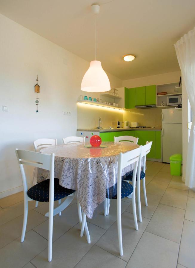 Apartman Kimi Šilo Dış mekan fotoğraf